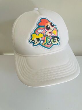 Cartoon Network POWERPUFF GIRLS White Trucker Hat.